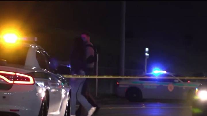 Teen hospitalized in overnight shooting in SW Miami
