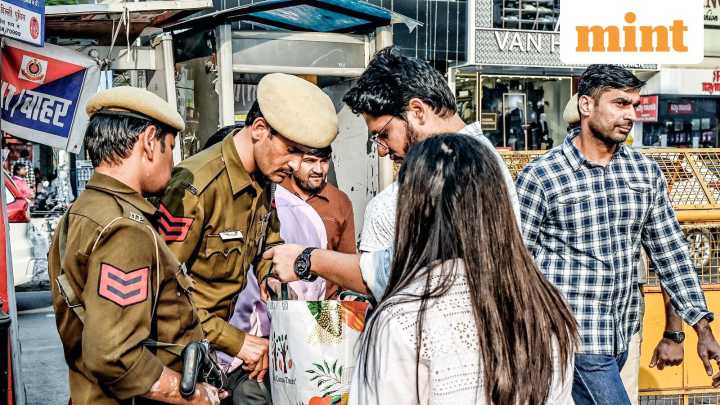 Amit Shah directs forensic teams to match samples from site in Delhi blast case