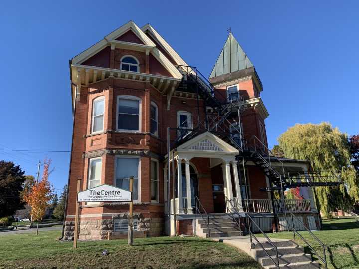 Brockville shelter funding extension decided after marathon meeting