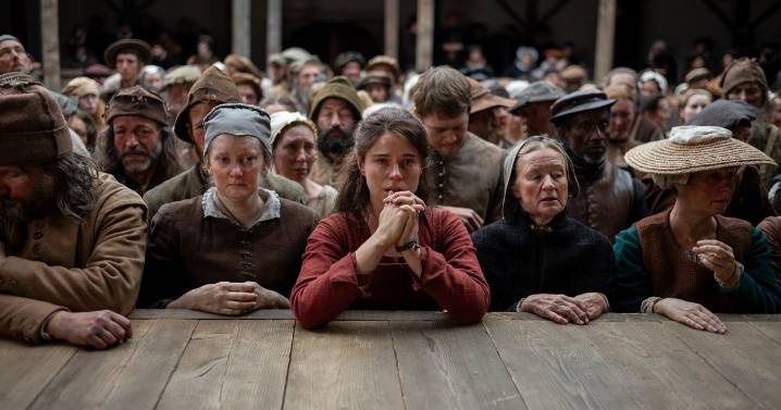 The First 2025-2026 Oscars Villain Has Arrived in ‘Hamnet’