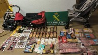 Se llevan alimentos por valor de 800 euros usando como tapadera el carrito de un bebé