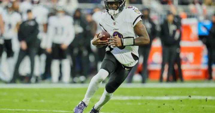 Ravens QB Lamar Jackson misses another practice, this time with an ankle issue