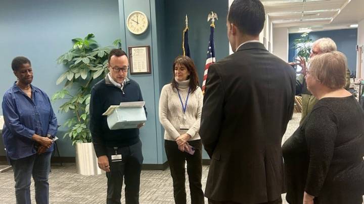 Orchard Lake council seat election decided by a coin toss