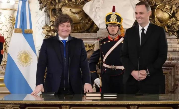 Adorni restructurará la Jefatura de Gabinete y absorberá organismos