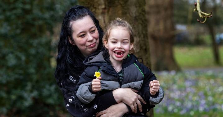 Mum-of-five estimates £900 per month boost as two-child benefit cap scrapped