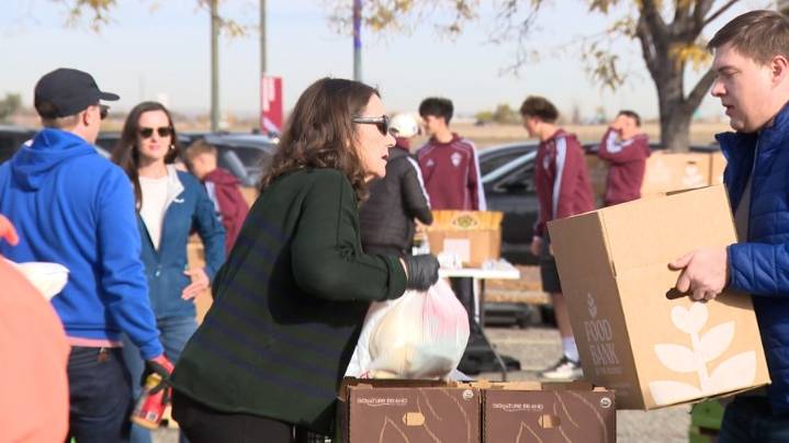 Mobile pantry pickup sees nearly double of families show up for groceries
