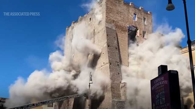 Medieval Torre dei Conti collapses during renovation