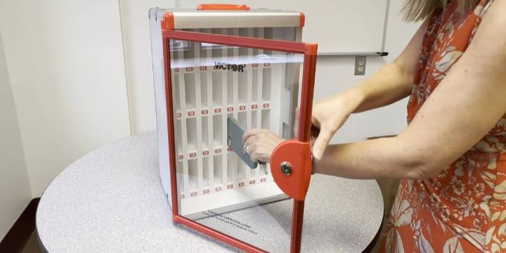 Killeen ISD implements phone lockers at elementary schools