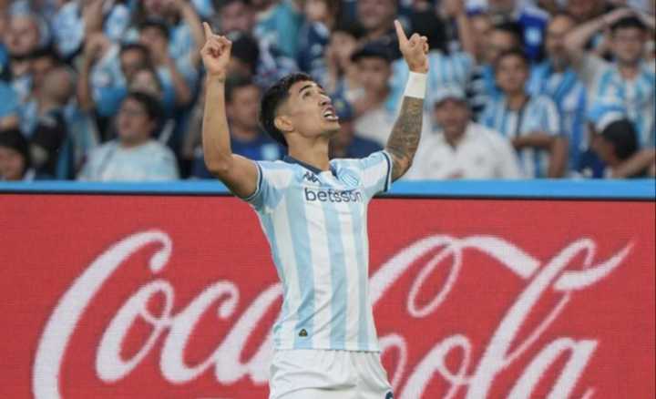 Racing derrotó a River por 3-2 y pasa a cuartos del torneo Clausura