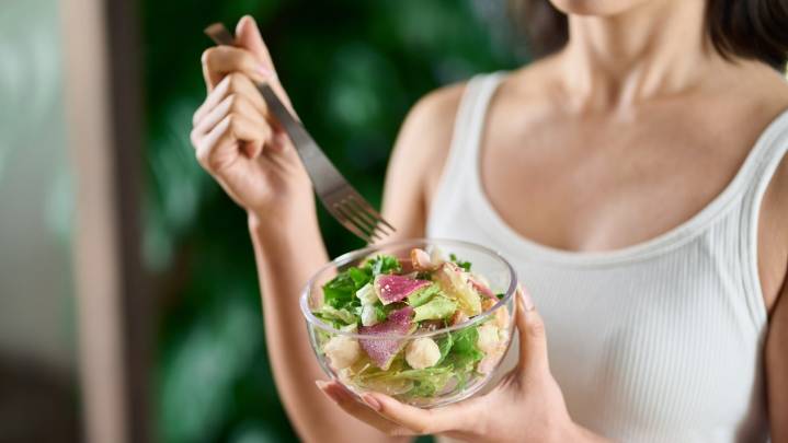 Hara hachi bu, la filosofía japonesa de comer moderado: ¿qué alimentos se recomiendan?