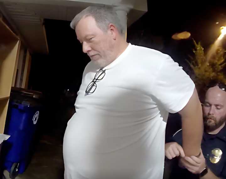 Preso 40 días por un “meme” que compartió en Facebook