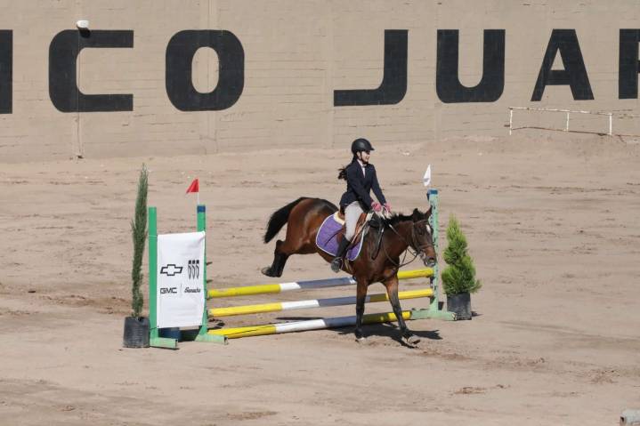 Protagonizan niñas y niños Torneo del Club Hípico de Ciudad Juárez
