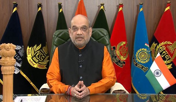 Blast occurred in car at traffic signal near Red Fort, thorough probe will be conducted: HM Amit Shah