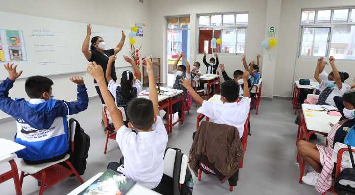 Minedu se pronuncia y aclara si hay clases escolares este martes 4 de noviembre por el paro de transportistas