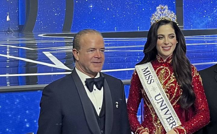Guatemala destituye como cónsul a dueño de Miss Universo por presuntos vínculos con crimen organizado