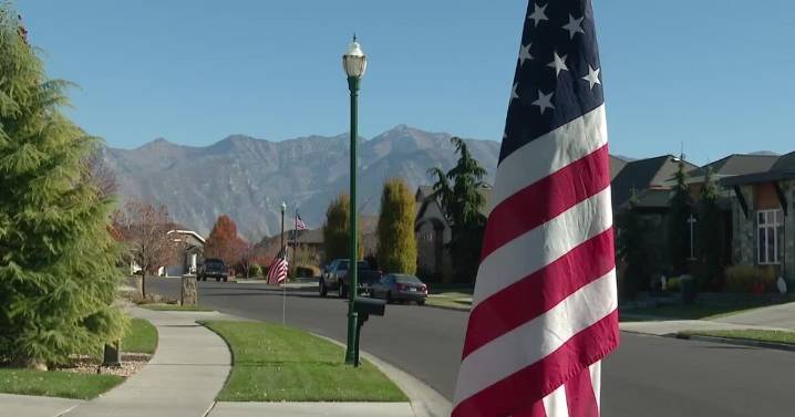 Utahns on both sides hope new redistricting map sets example for nation