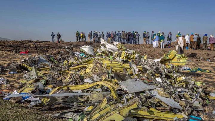 Federal judge dismisses Boeing felony charges over 737 MAX crashes