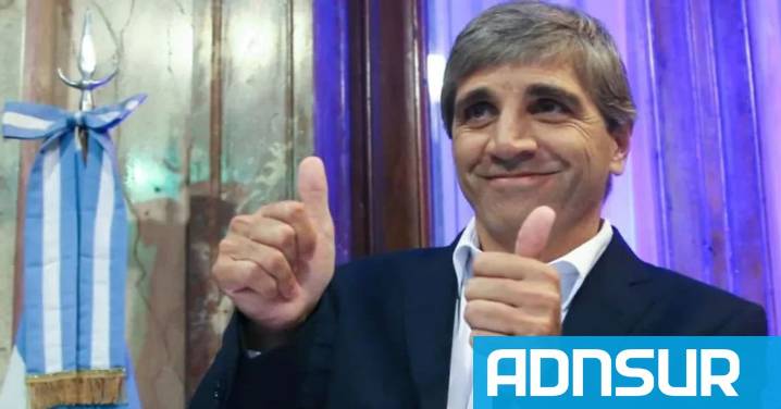 20:18 Caputo negó un atraso cambiario y cruzó a economistas por el valor del dólar