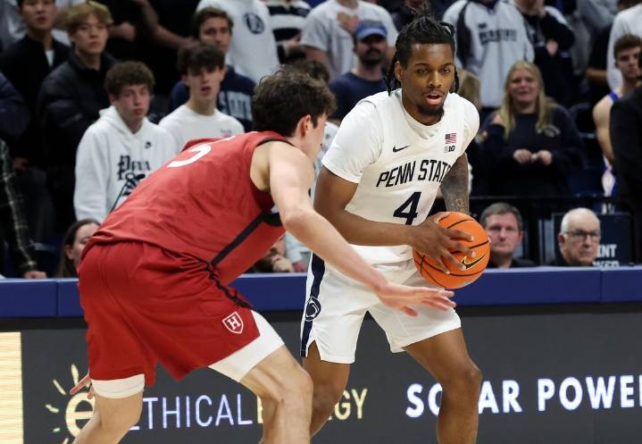 Deadspin | Penn State ekes out win over Harvard to remain unbeaten