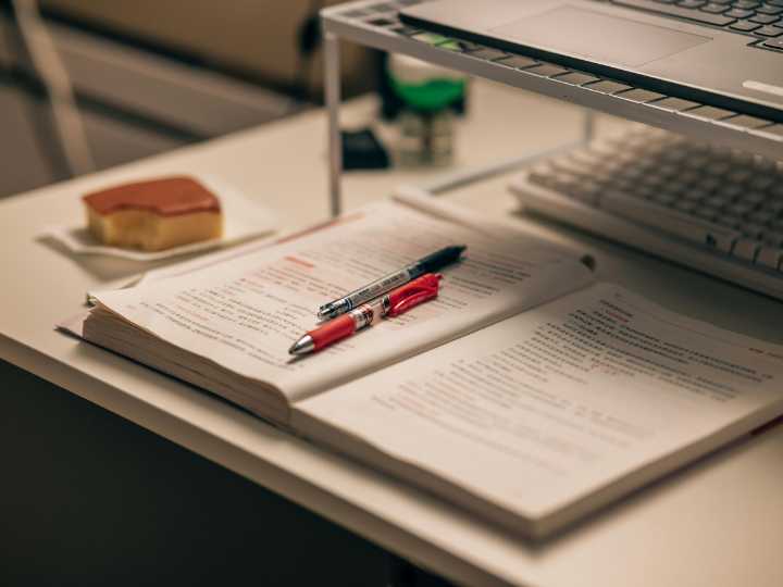 UK graduates find degrees don’t pay like they once did