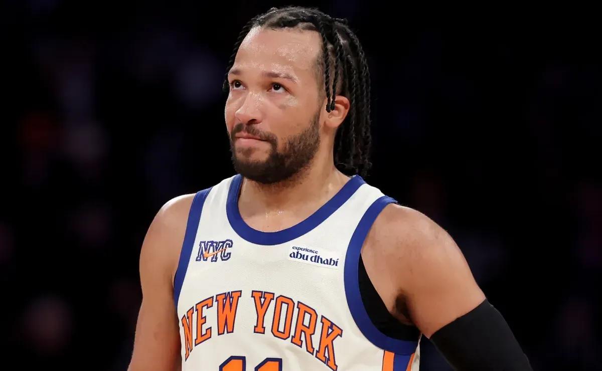 Is Jalen Brunson playing tonight, Nov. 19, for Knicks vs Mavericks in Dallas?