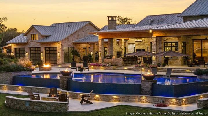 Historic ranch on the outskirts of Houston is on the market for $14.8 million