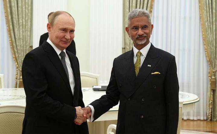 EAM Jaishankar calls on Russian President Putin