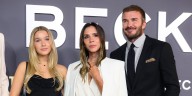 Harper Beckham sigue los pasos de su madre y triunfa a los 14 años con el vestido lencero más sofisticado