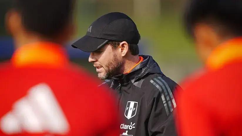 ¿Seguirá en 2026? Manuel Barreto no pudo ganar tras 3 partidos como DT de Selección Peruana