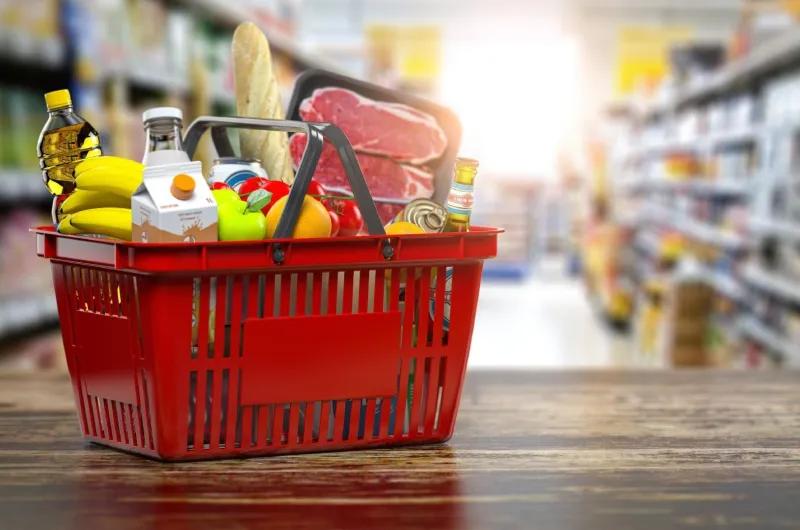 Una familia de cuatro integrantes necesitó $1.213.799 para no ser pobre en octubre, según el INDEC