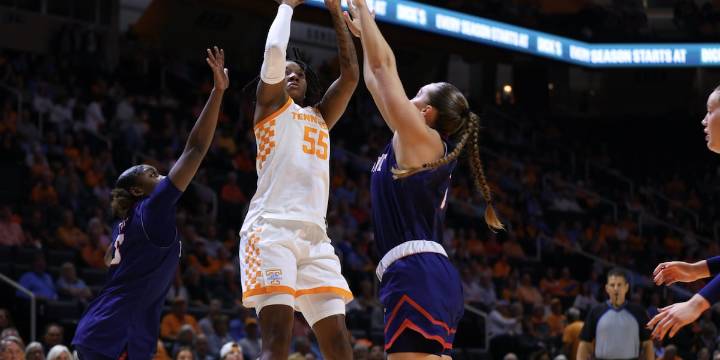 Tennessee narrowly avoids upset against Belmont, former Lady Vol Avery Strickland