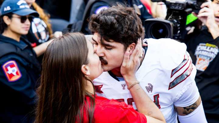 Texas Tech football Heisman hopeful Jacob Rodriguez scores on QB run