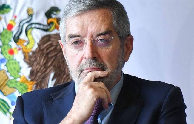 Confirma Sheinbaum licencia de De la Fuente; Roberto Velasco queda como encargado de la SRE