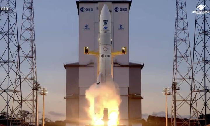 Despega el cohete Ariane 6 con el satélite de observación terrestre Sentinel 1