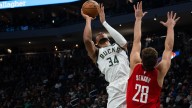 Bucks injury report: Is Giannis Antetokounmpo playing tonight?