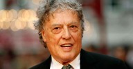 Tom Stoppard, sparkling playwright who won an Oscar for 'Shakespeare In Love,' dies at 88