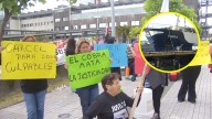 "Basta de volver a meter el dedo en la herida": Familias de víctimas de lancha "Bruma" protestan por traslado del buque "Cobra"