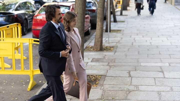 La pareja de Ayuso acusa al fiscal general del Estado de "matarle públicamente"