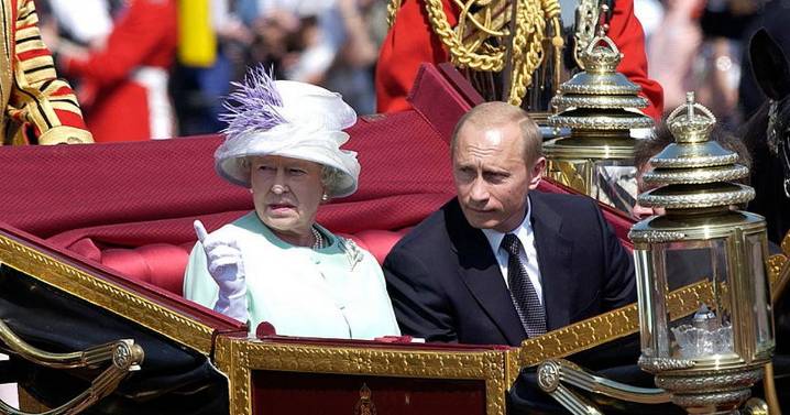 Nigel Farage jokes late Queen could have been 'Putin sympathiser'