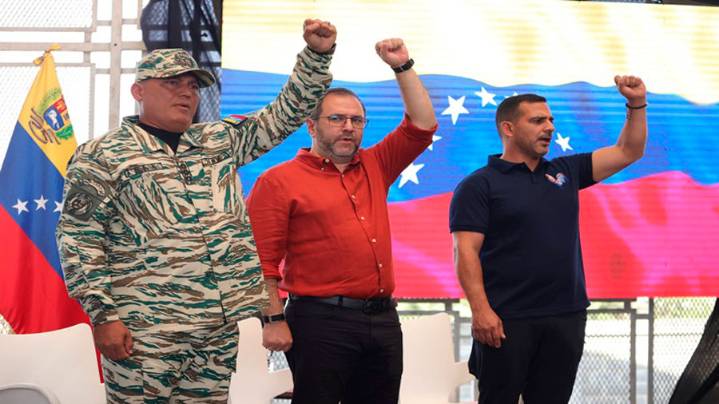 Yván Gil: El poder popular en acción nos dice hacia dónde debe ir la organización del país