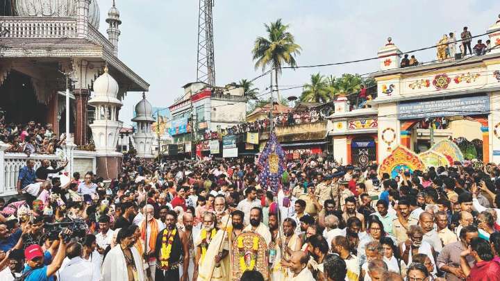 Devotional rush in Erumeli; Spot booking set up for Sabarimala pilgrims without virtual queue