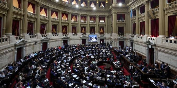 El Gobierno prepara el llamado a sesiones extraordinarias para antes del 10 de diciembre