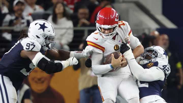 Chiefs' season on life support after Thanksgiving loss to Cowboys