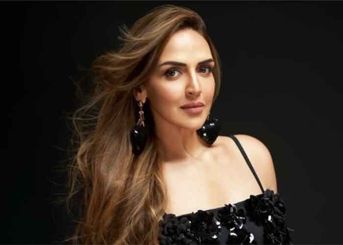 Esha Deol slams few media outlets for spreading false news of Dharmendra’s demise