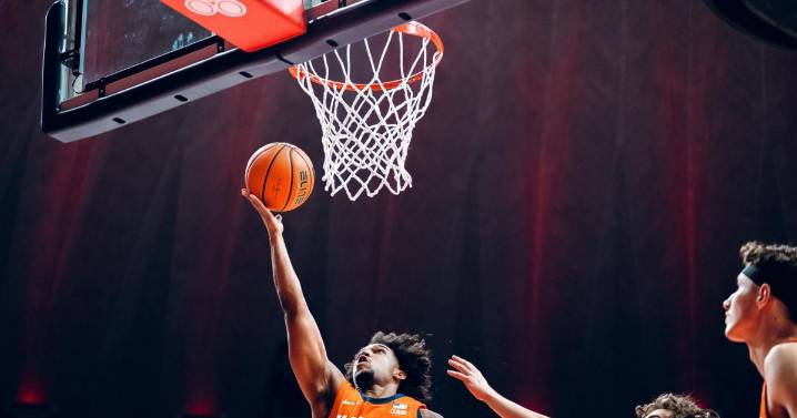 Stojakovic scores 24 points, No. 13 Illinois beats Texas Rio Grande Valley 87