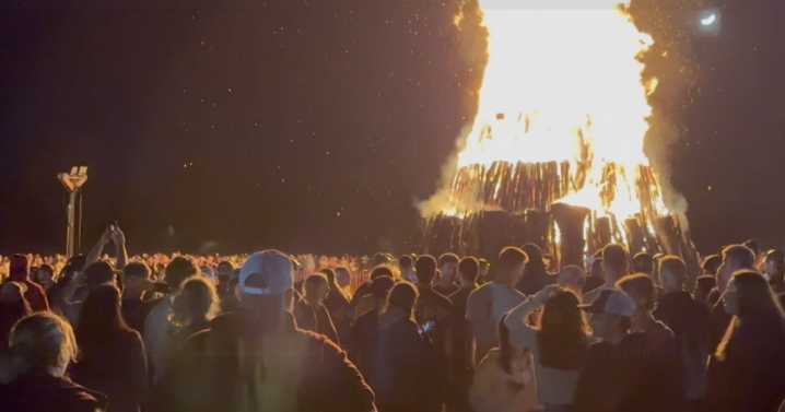 Student-led Aggie Bonfire continues century-old Texas A&M tradition