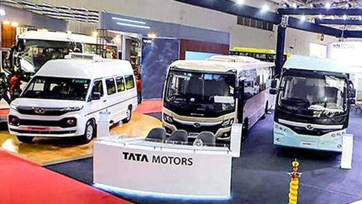 Tata Motors CV shares list at 28% premium, trade volatile in morning session