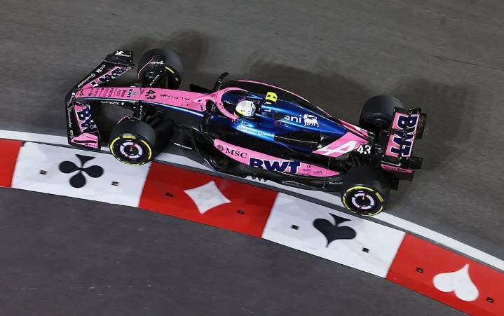 Verstappen se quedó con el triunfo en el GP de Las Vegas y Colapinto terminó 17°