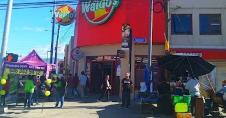 Inspeccionarán ocho tiendas Waldo´s en Ensenada