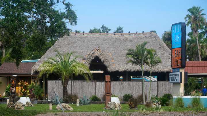 Beloved Florida spot named a Best Dive Bar in America